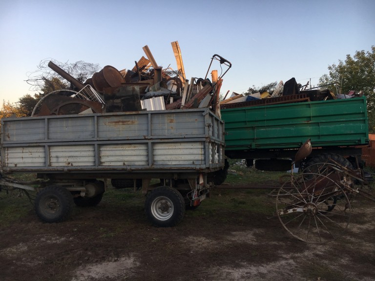 Zbierali złom Ruminie. Druhowie chcą kupić nowy wóz bojowy