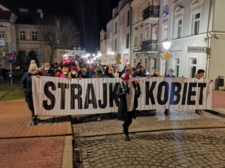 Ani jednej więcej! Przemaszerowali ulicami miasta ku pamięci Izabeli z Pszczyny