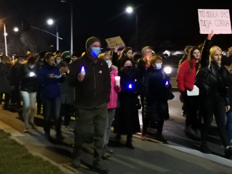 Ani jednej więcej! Przemaszerowali ulicami miasta ku pamięci Izabeli z Pszczyny