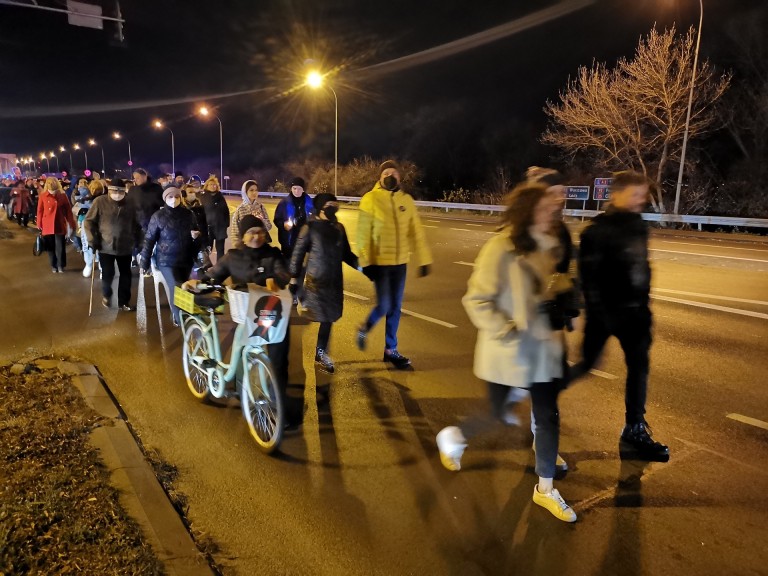 Ani jednej więcej! Przemaszerowali ulicami miasta ku pamięci Izabeli z Pszczyny