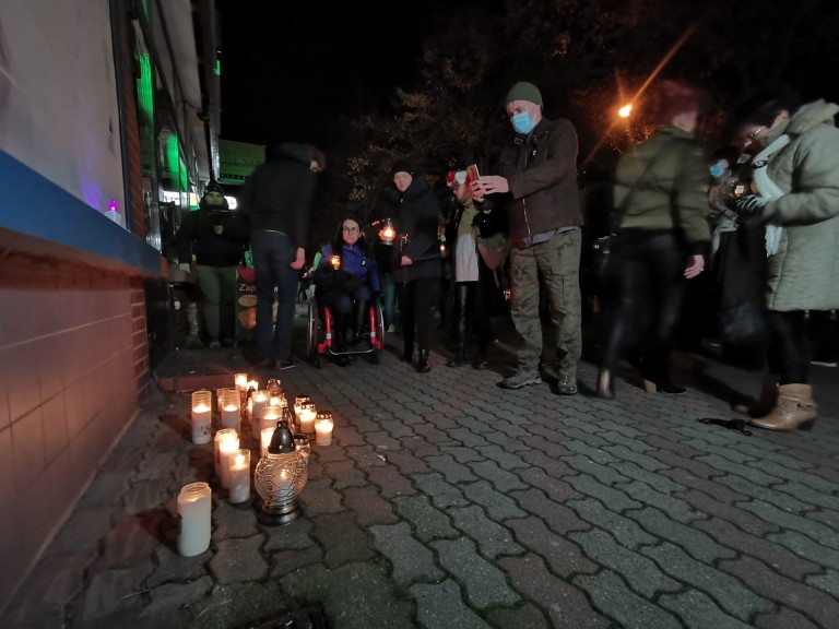 Ani jednej więcej! Przemaszerowali ulicami miasta ku pamięci Izabeli z Pszczyny