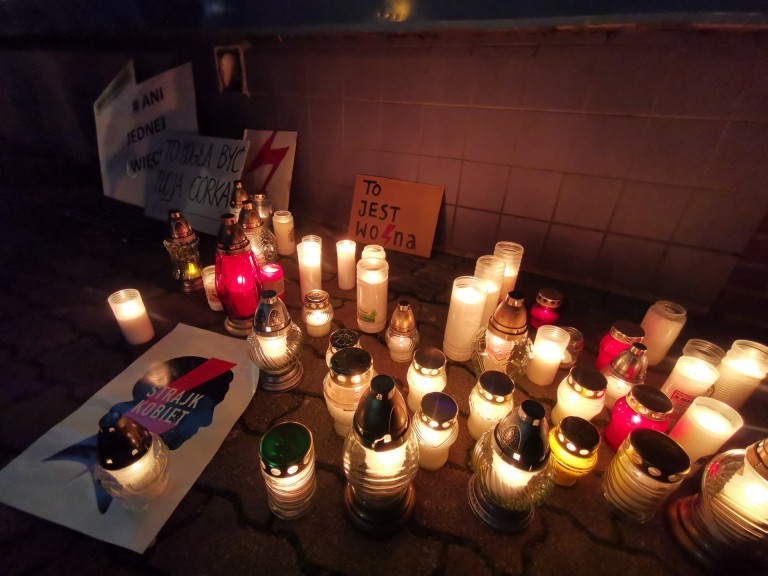 Ani jednej więcej! Przemaszerowali ulicami miasta ku pamięci Izabeli z Pszczyny