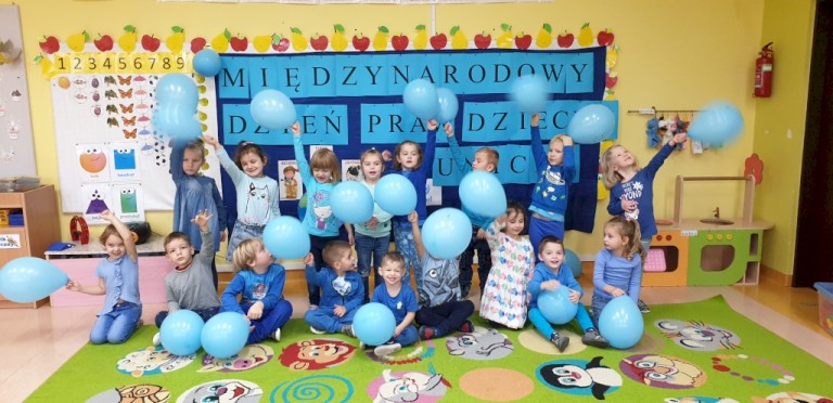 Niebiesko w przedszkolu. Tak świętowano Międzynarodowy Dzień Praw Dziecka