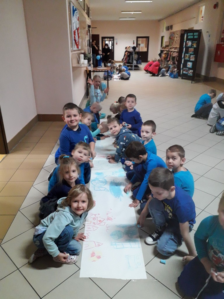 Niebiesko w przedszkolu. Tak świętowano Międzynarodowy Dzień Praw Dziecka