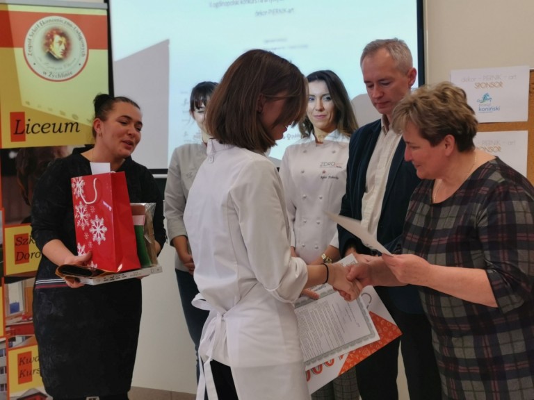 Artystyczne pierniki młodych. „Dekor-Piernik-Art” po raz drugi w Żychlinie