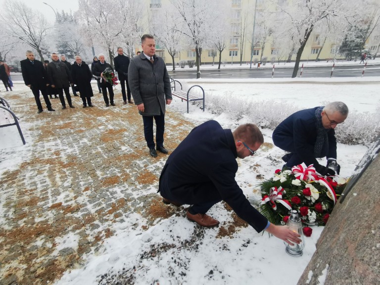 „Niech ta pamięć będzie przestrogą”. 40 lat temu wprowadzono stan wojenny