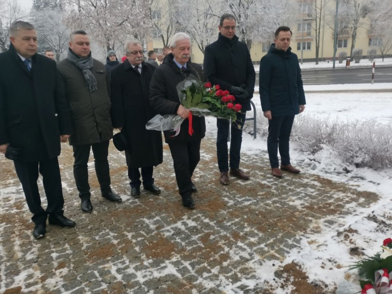 „Niech ta pamięć będzie przestrogą”. 40 lat temu wprowadzono stan wojenny