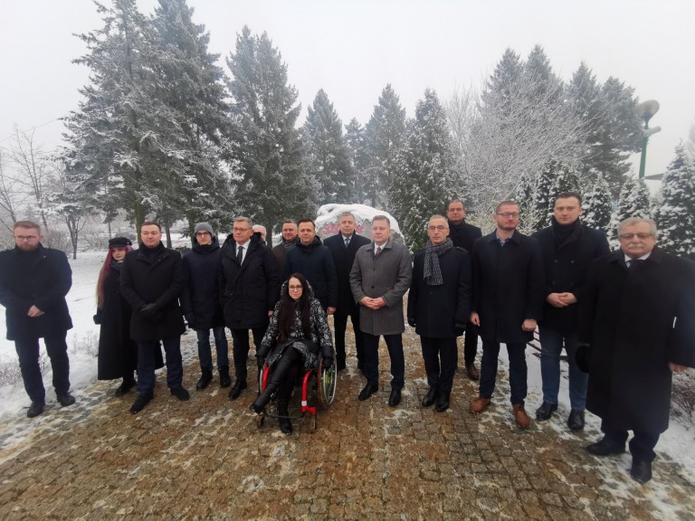 „Niech ta pamięć będzie przestrogą”. 40 lat temu wprowadzono stan wojenny