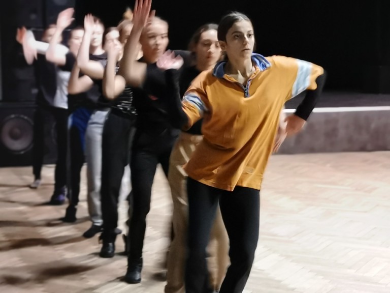 Koniński Teatr Tańca działa na ostro. Intensywność to ich specjalność