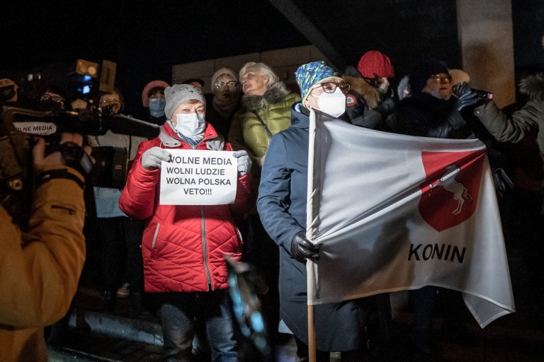 W Koninie nie składają szabli w obronie wolnych mediów