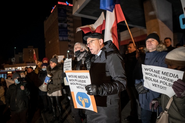 W Koninie nie składają szabli w obronie wolnych mediów