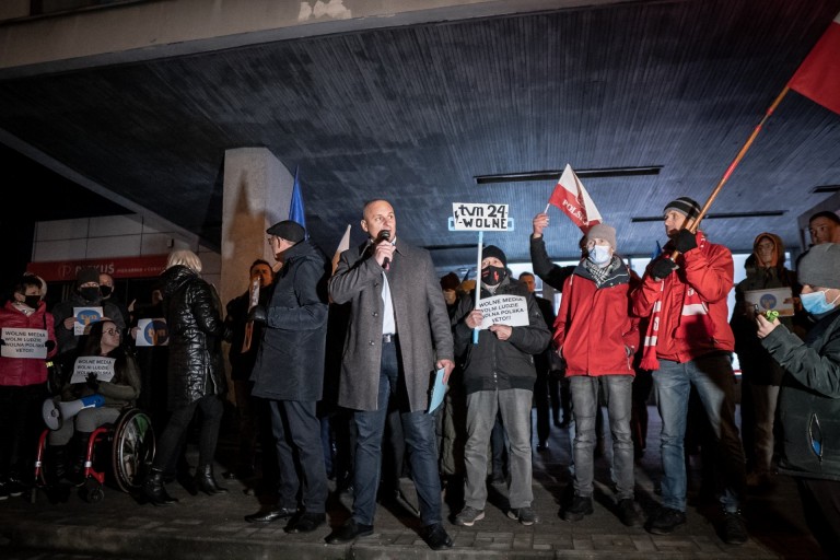 W Koninie nie składają szabli w obronie wolnych mediów