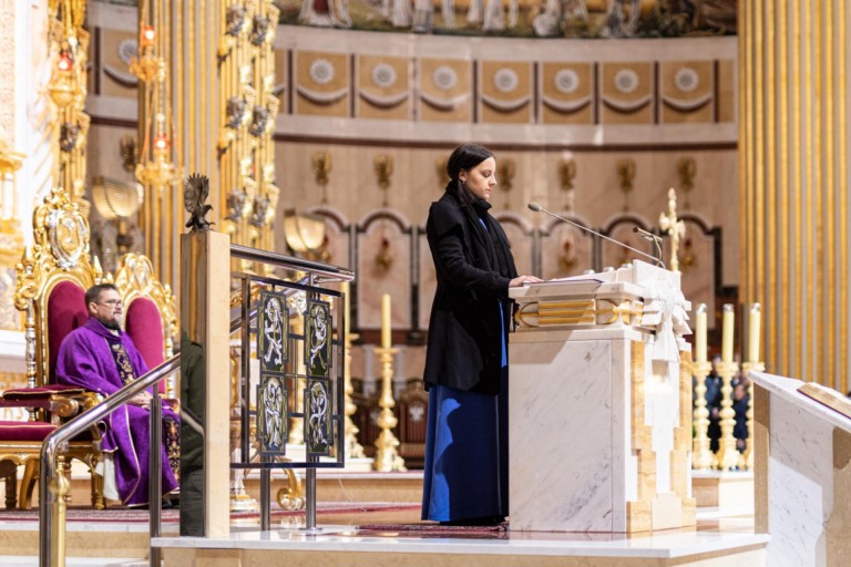 Betlejemskie Światełko Pokoju przybyło do sanktuarium maryjnego w Licheniu