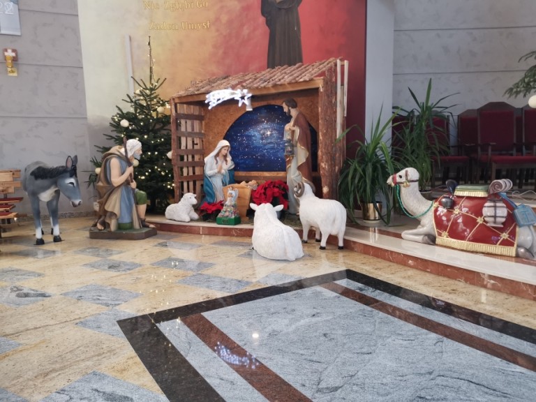 Pójdźmy wszyscy do stajenki! Szopki w konińskich parafiach