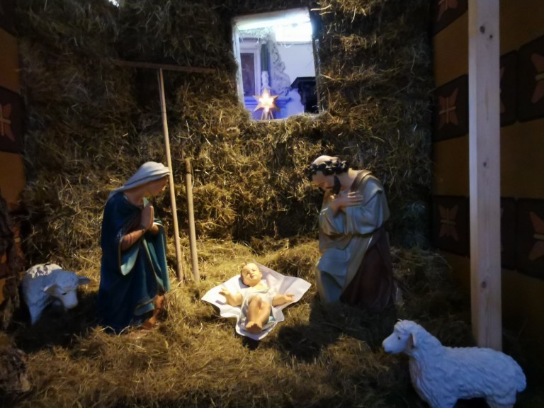 Pójdźmy wszyscy do stajenki! Szopki w konińskich parafiach