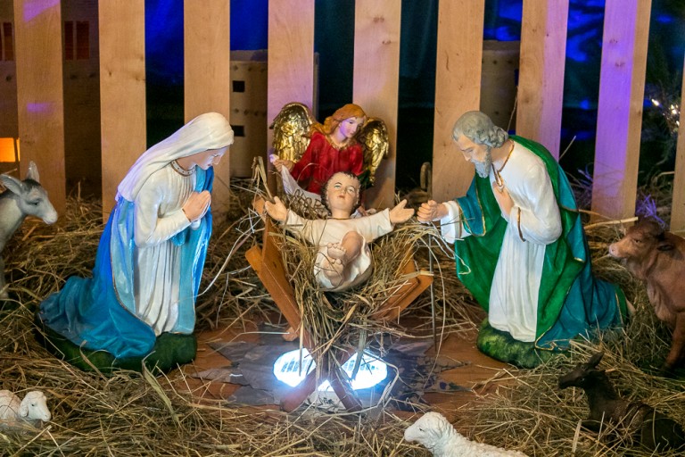 Pójdźmy wszyscy do stajenki! Szopki w konińskich parafiach