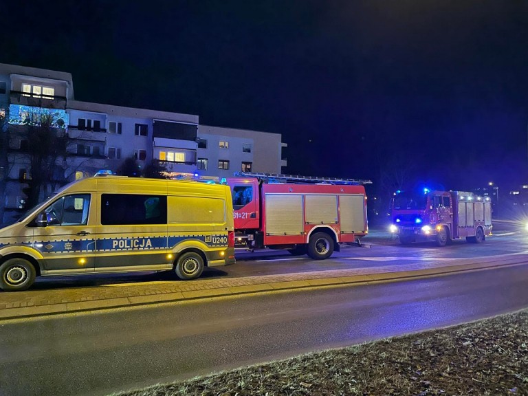 Wypadek na Zatorzu. Poszkodowane dwie osoby, w tym dziecko