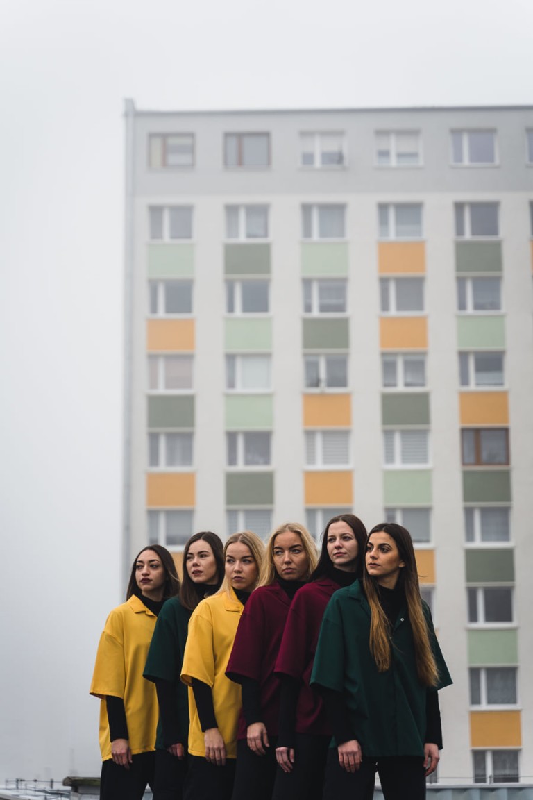 Koniński Teatr Tańca wystąpił na dachach swojego miasta