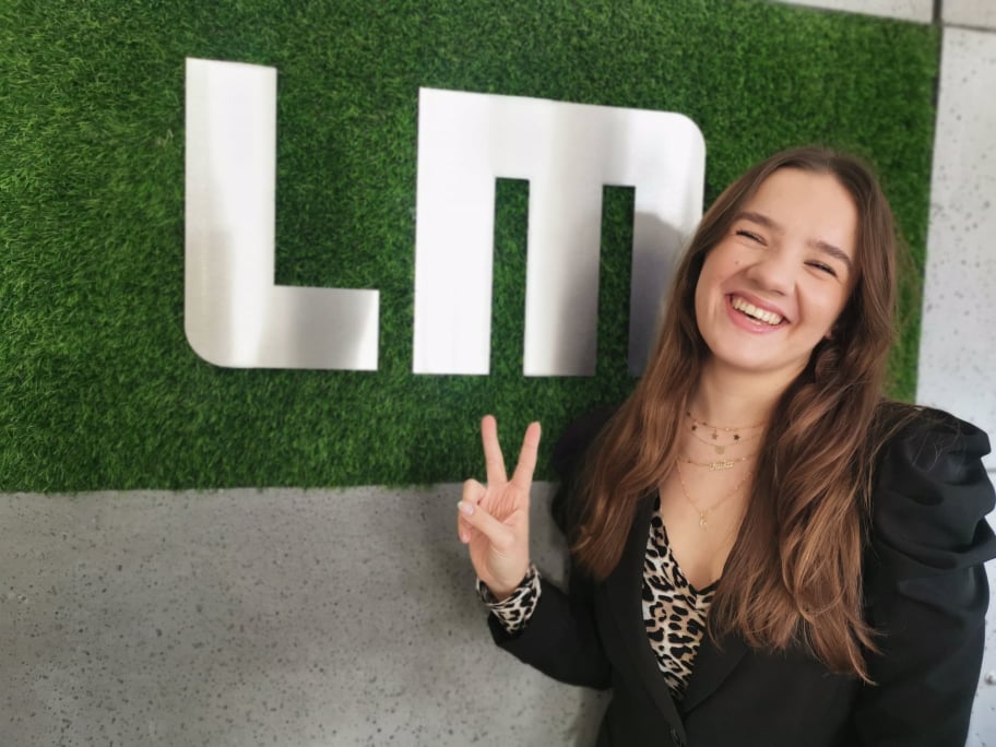 Maturzystka wydała pierwszy singiel. Julka Wasielewska i jej