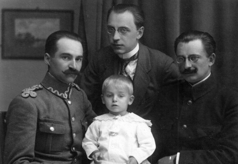 Pozostawił po sobie w Koninie most z żelaza, ważną ulicę i piękną willę