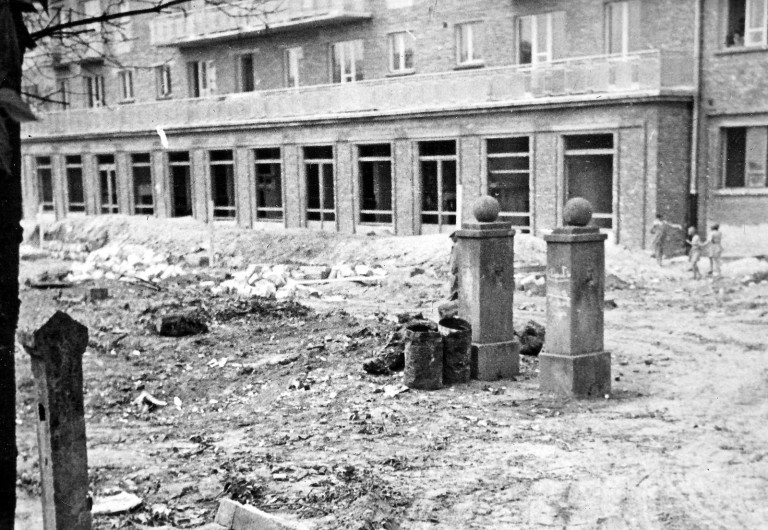 Pozostawił po sobie w Koninie most z żelaza, ważną ulicę i piękną willę