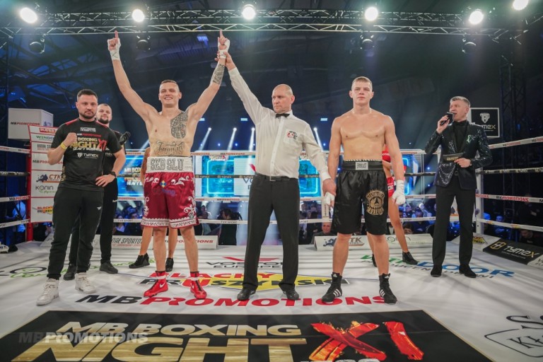 To był wieczór nokautów. Niestety na deski padł również Patryk Szymański