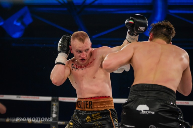 To był wieczór nokautów. Niestety na deski padł również Patryk Szymański