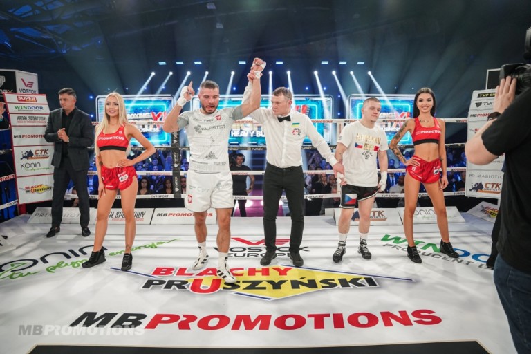 To był wieczór nokautów. Niestety na deski padł również Patryk Szymański