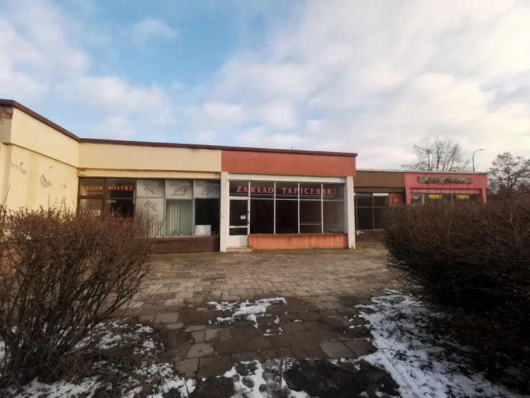 Miasto sprzedaje pawilon przy ul. Błaszaka i budynek po „Marionetce”