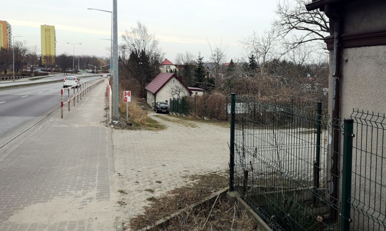 Dziwił się, że dzieci przed nim uciekają, nawet własnemu ojcu groził, że go zastrzeli