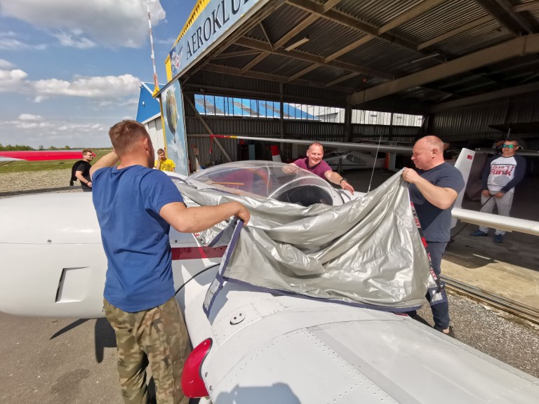 Wyjątkowy Dzień Strażaka. Druhowie OSP Ślesin i ich latający prezent