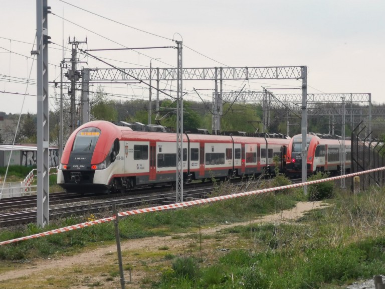Tragedia pod nowym wiaduktem. Na torach zginął mężczyzna