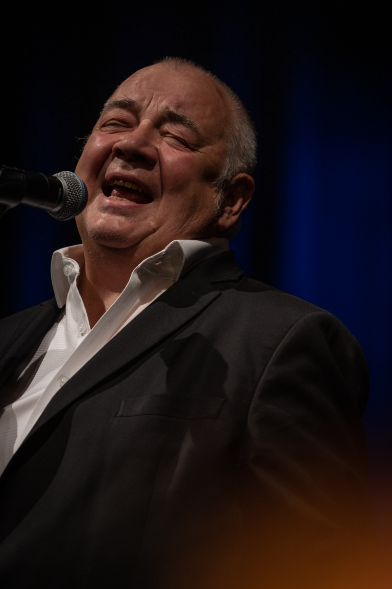 Zadowoleni artyści i usatysfakcjonowana publiczność podczas festiwalu Jazzonalia