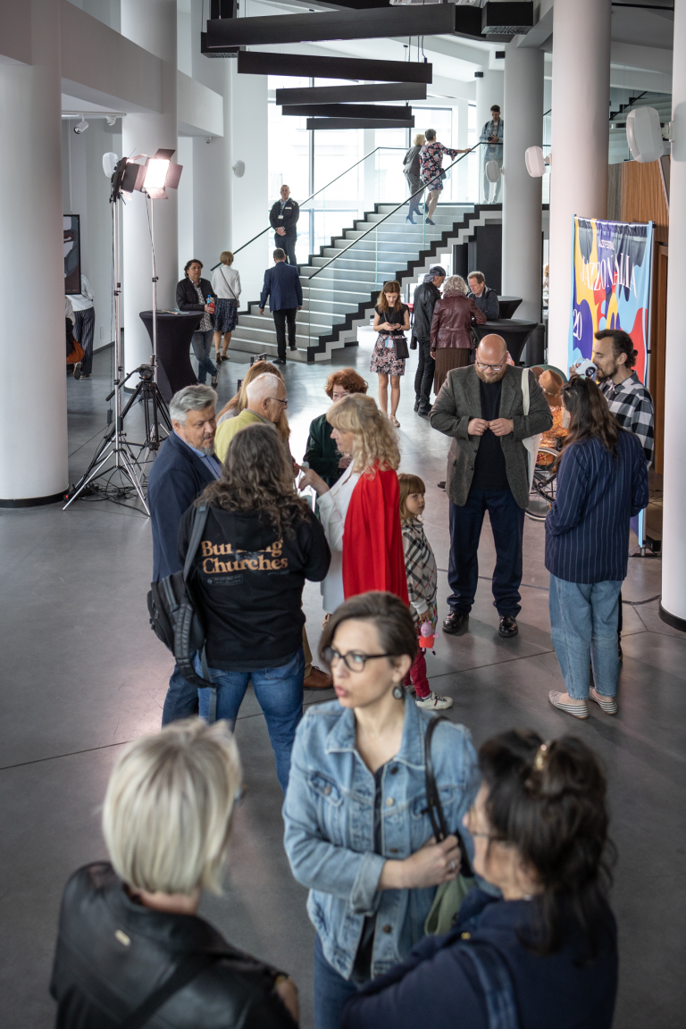 Zadowoleni artyści i usatysfakcjonowana publiczność podczas festiwalu Jazzonalia