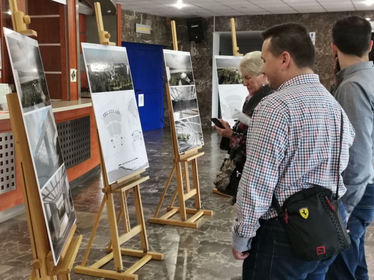 Zielony amfiteatr wpisujący się w konińską architekturę i dolinę Warty