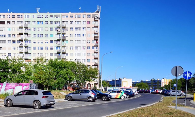 Ponad pięćset samochodów na godzinę przejeżdża przez nowy wiadukt