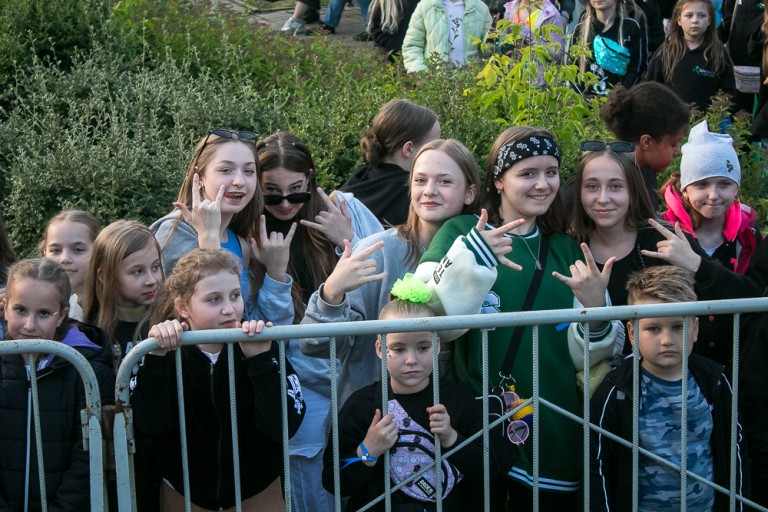 Podbija polską scenę muzyczną. Bryska zagrała dla koninian!