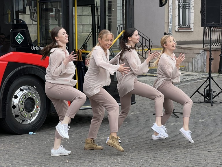 „To epokowe wydarzenie”. Pierwszy „wodorowiec” w komunikacji miejskiej