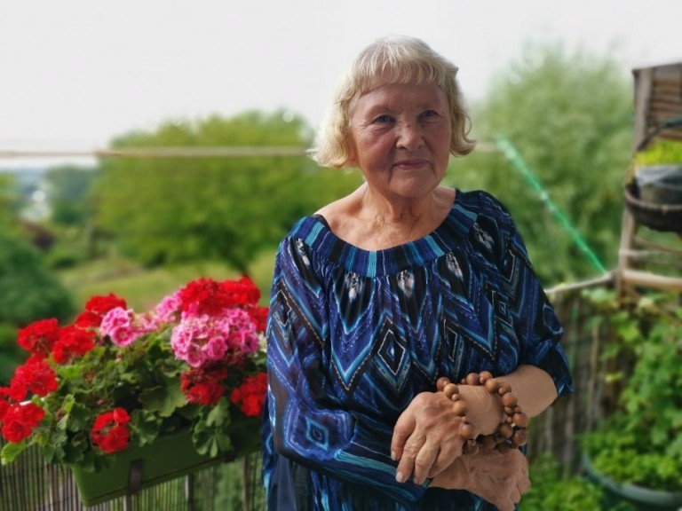 Szpula Anny Dragan. Jak rozplątać te nici?