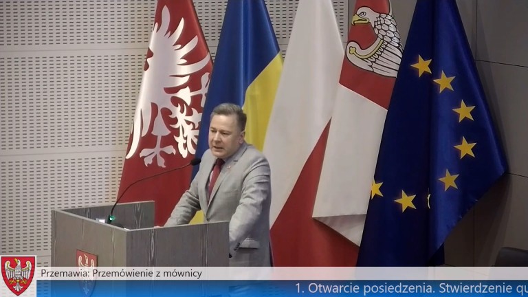 „Nie dam głowy, że ta linia powstanie”. Radni sejmiku podjęli decyzję