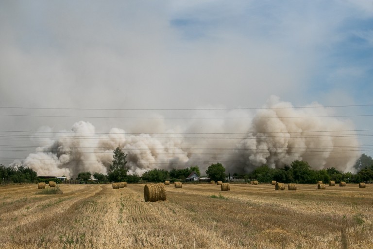 Coraz mniej Elektrowni Adamów. Runęły dwie kolejne chłodnie