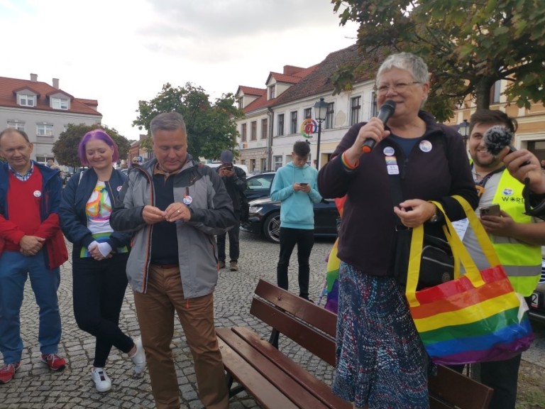 Pod tęczą w Koninie. Zobaczcie ten kolorowy marsz przez miasto