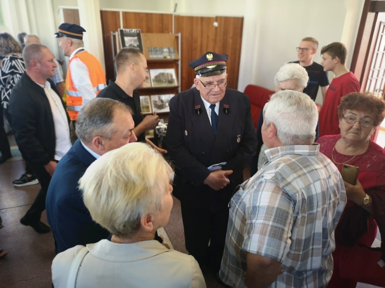 Z Sompoleńskiej stacji kolejowej pozostał jedynie dworzec i wieża ciśnień