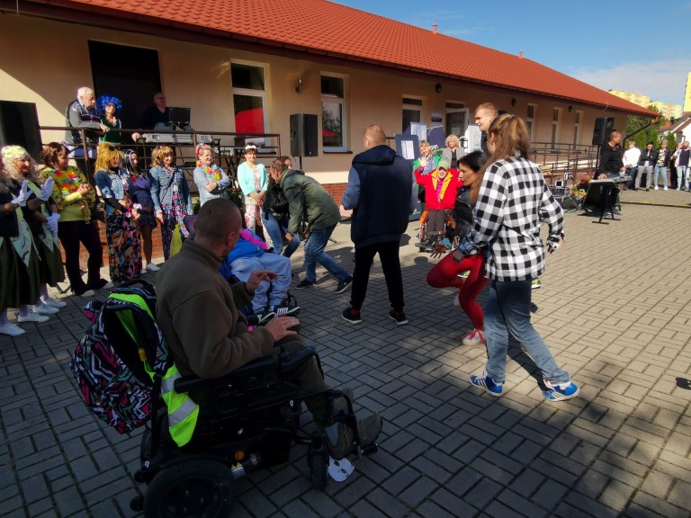 Kolorowe święto osób z niepełnosprawnościami