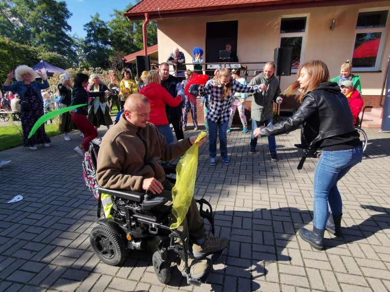 Kolorowe święto osób z niepełnosprawnościami