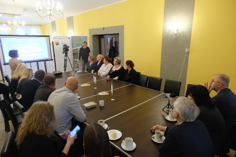 Minister doceniła pracę samorządu na rzecz mieszkańców