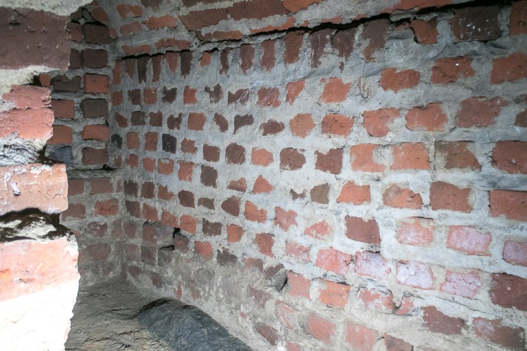 Kazimierskie krypty odkrywają swoje tajemnice. Ruszyły dalsze prace