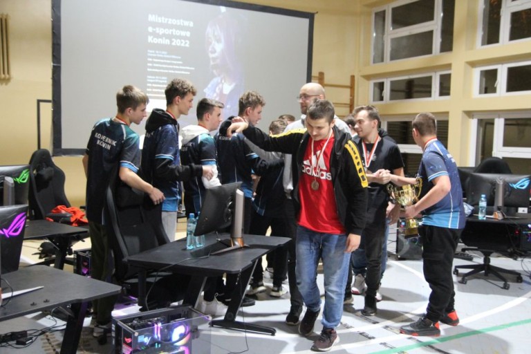 Mistrzostwa e-sportowe Konin 2022 za nami. Kopernik najlepszy