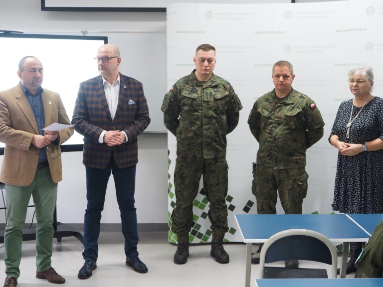 Kaczki Średnie. Będą wirtualnie strzelać. Dzięki współpracy ze stowarzyszeniem