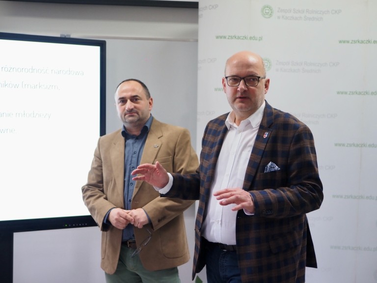 Kaczki Średnie. Będą wirtualnie strzelać. Dzięki współpracy ze stowarzyszeniem